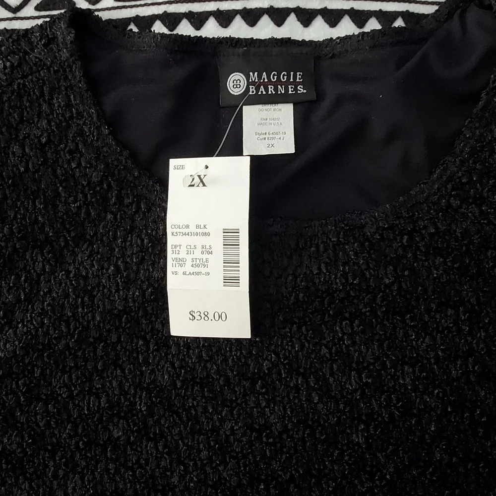 Maggie Barnes size 2X Black Textured Nylon Spandex Top with Lining - Picture 3 of 5